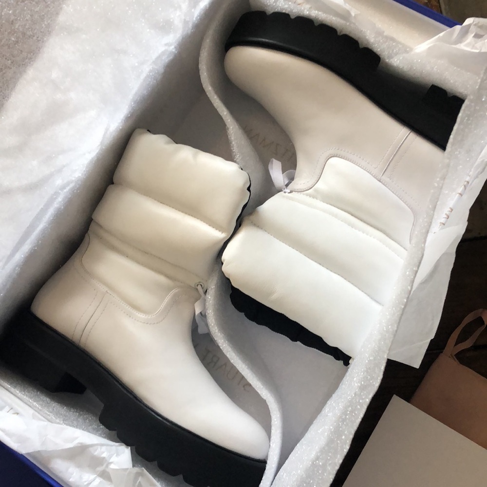 Stuart Weitzman snow booties